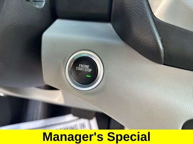 Used 2023 GMC Terrain SLE w/ Driver Convenience Package image 20