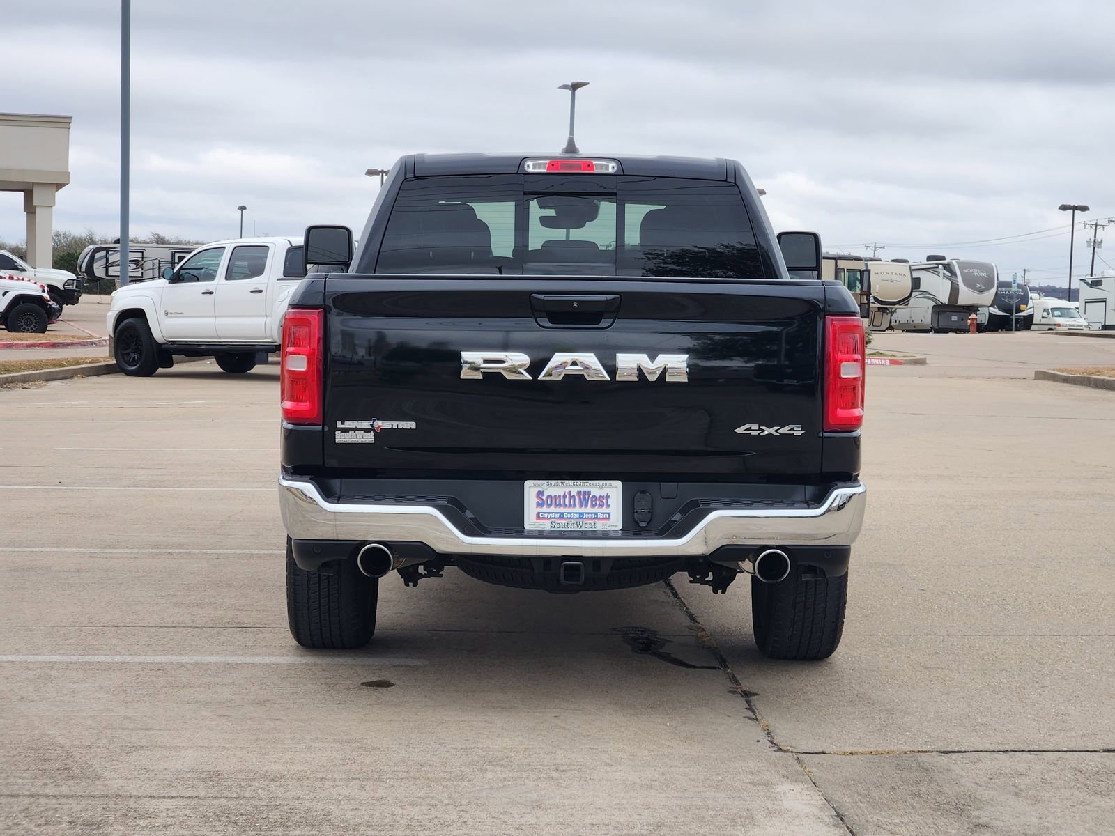 Used 2025 RAM 1500 Lone Star image 8