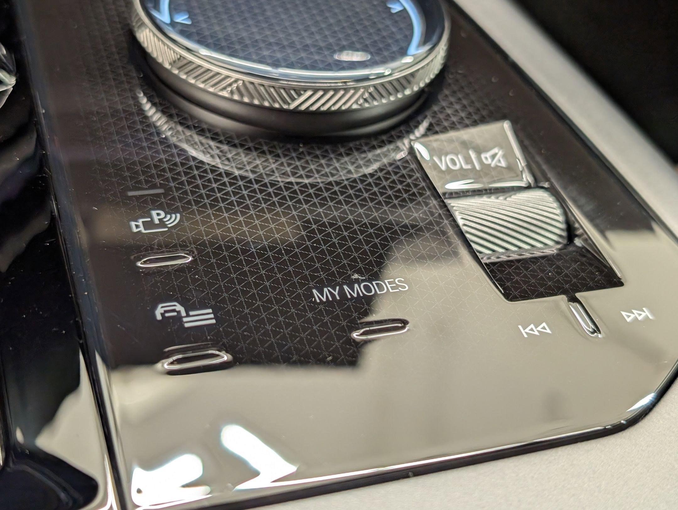 Used 2026 BMW X3 xDrive30 w/ Convenience Package image 23