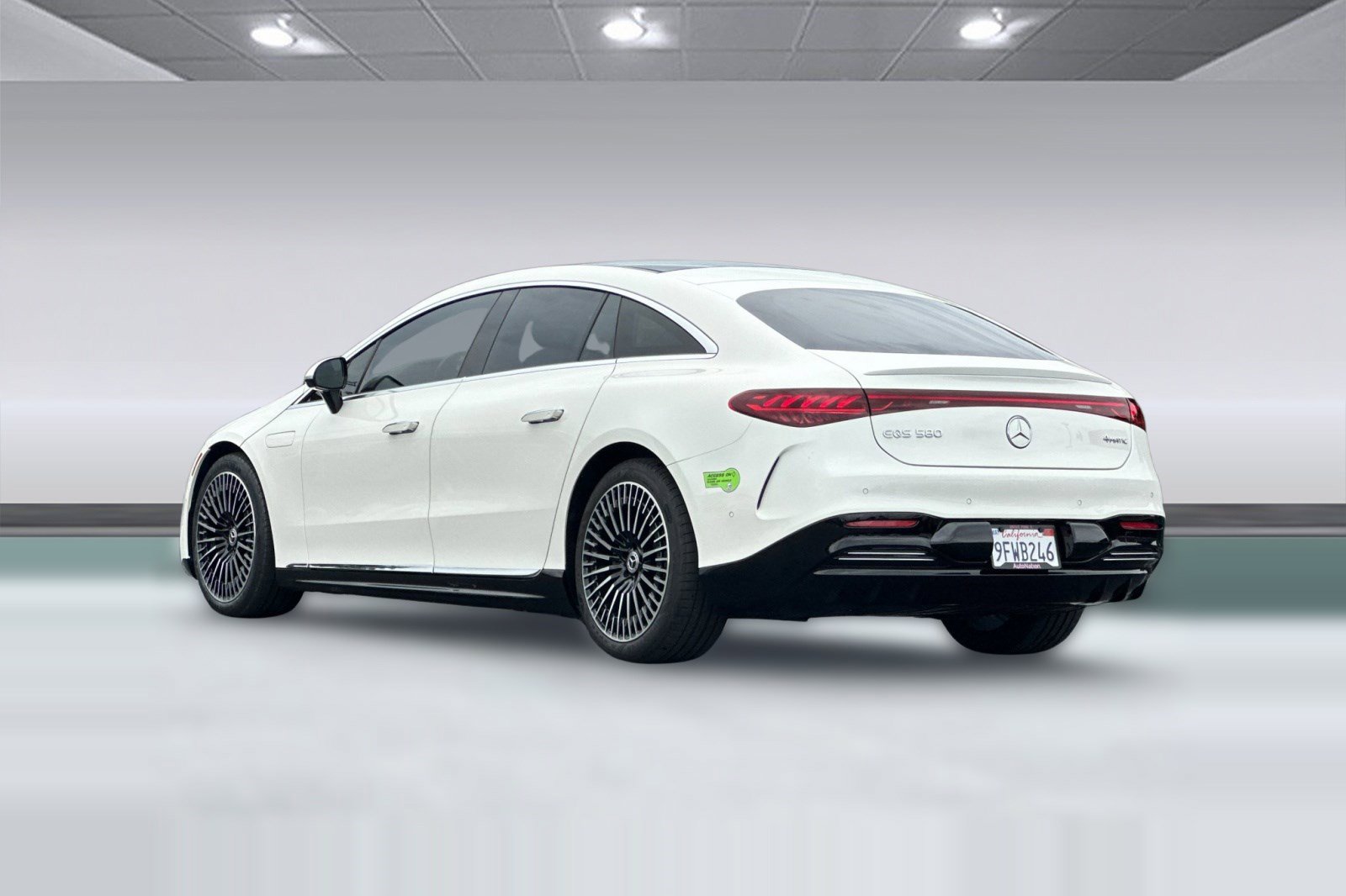 Certified 2023 Mercedes-Benz EQS 580 4MATIC Sedan image 3