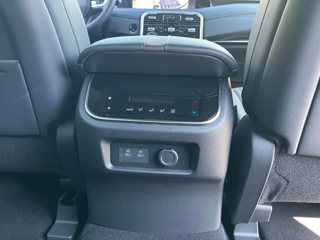 New 2026 Nissan Armada SL w/ Captain's Chari Seat Package image 18