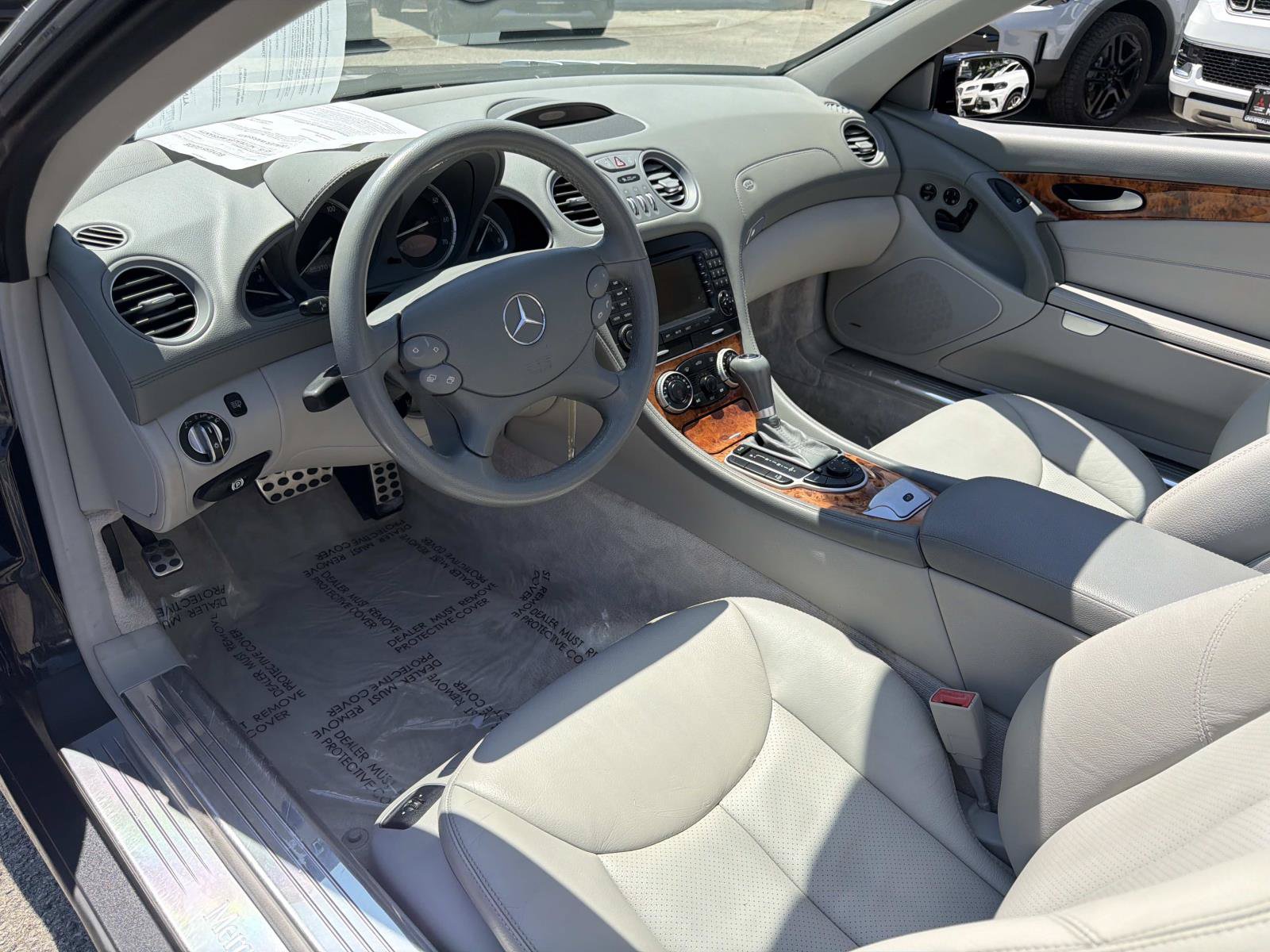 Used 2007 Mercedes-Benz SL 550 image 11