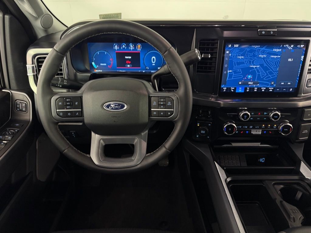 Used 2025 Ford F250 Lariat w/ Chrome Package image 13