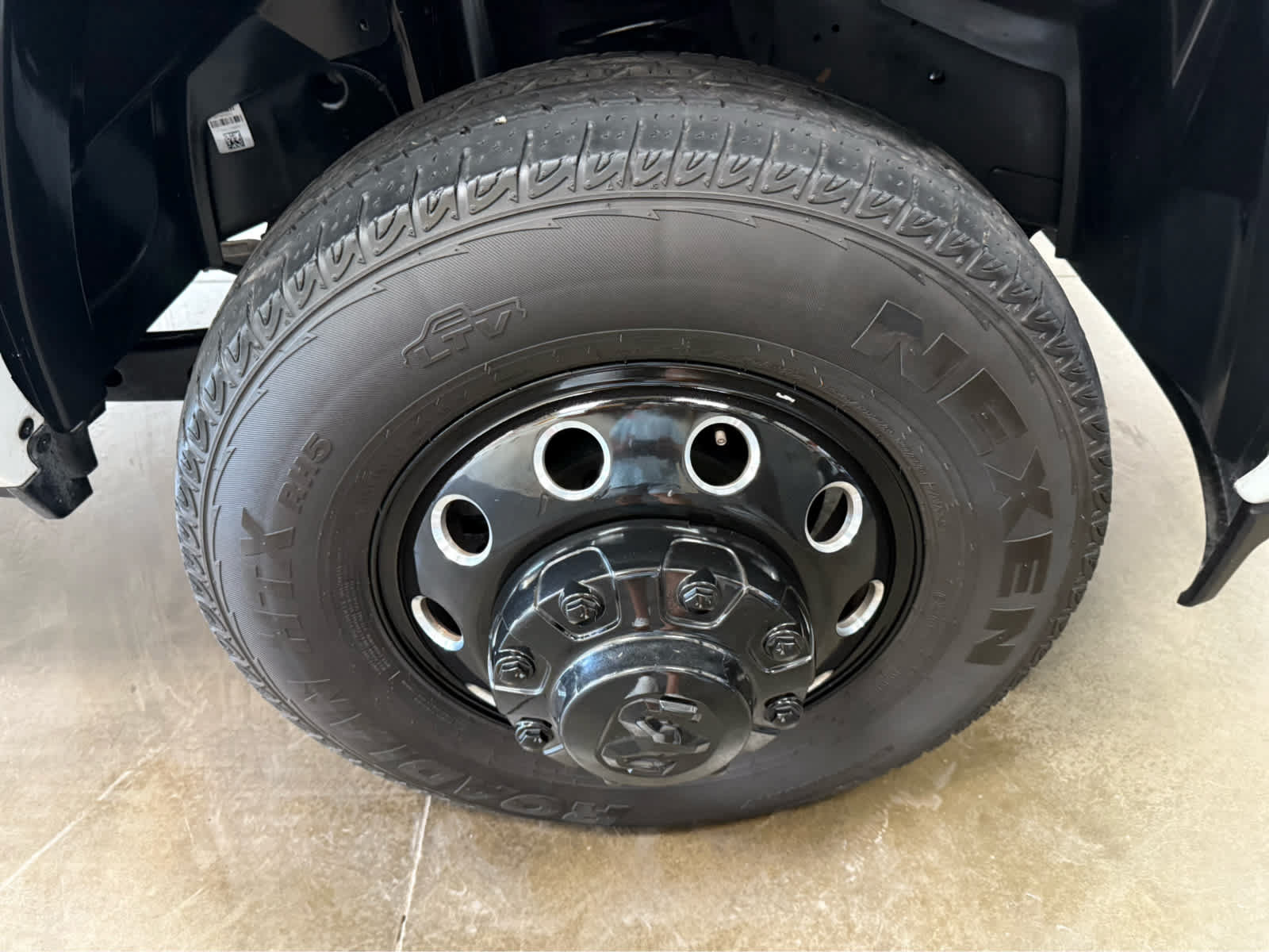 Used 2025 RAM 3500 Limited AWD/4WD image 38