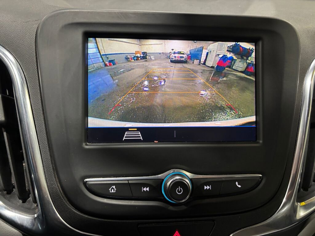 Used 2021 Chevrolet Equinox LS w/ LS Convenience Package image 12