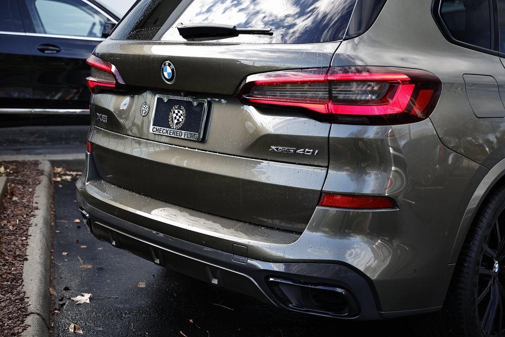 Used 2022 BMW X5 xDrive40i w/ M Sport Package image 9