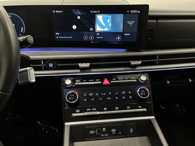 Used 2025 Hyundai Santa Fe Limited image 9