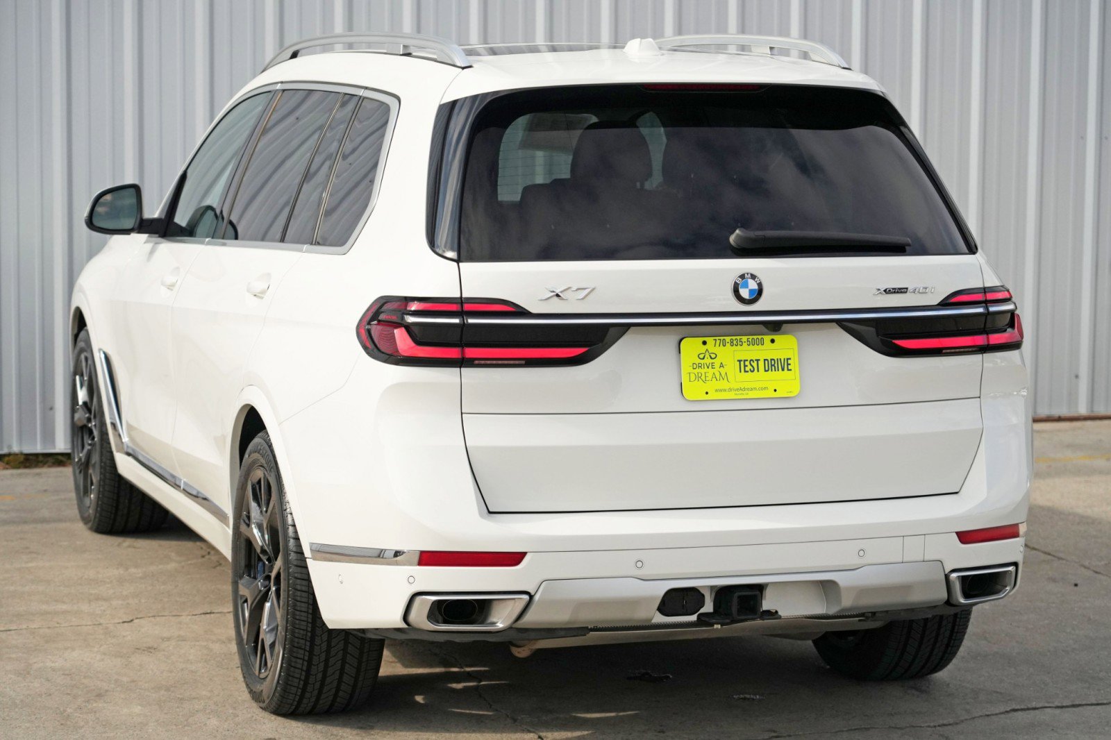 Used 2023 BMW X7 xDrive40i w/ Premium Package image 54