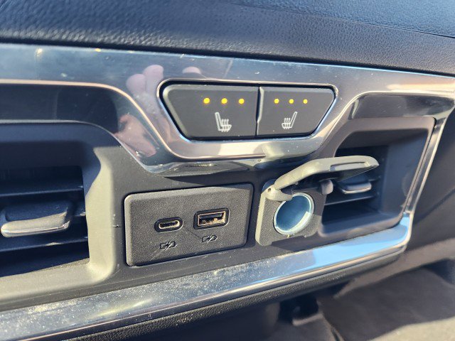 Used 2021 Chevrolet Silverado 2500 High Country image 28