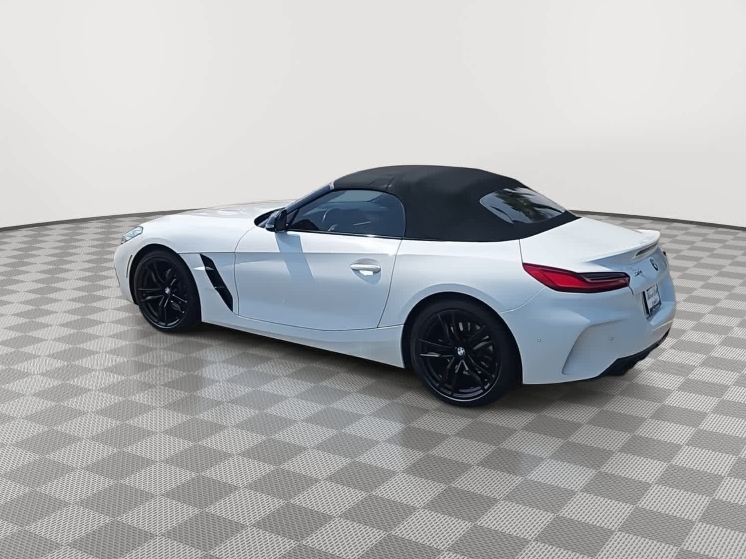 Used 2020 BMW Z4 sDrive30i w/ Executive Package RWD image 6