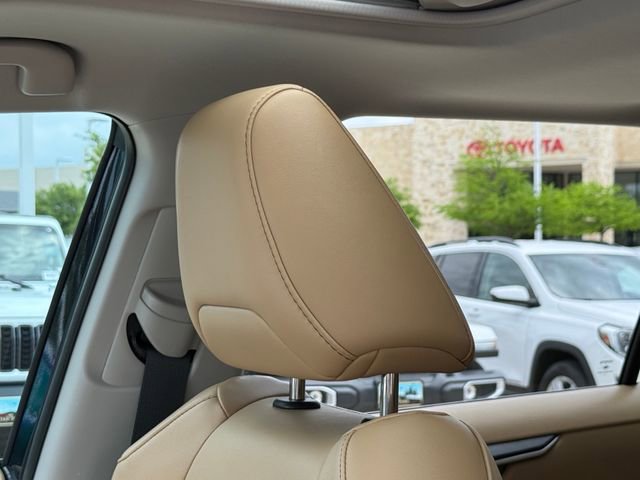 Used 2025 Toyota RAV4 XLE Premium image 16