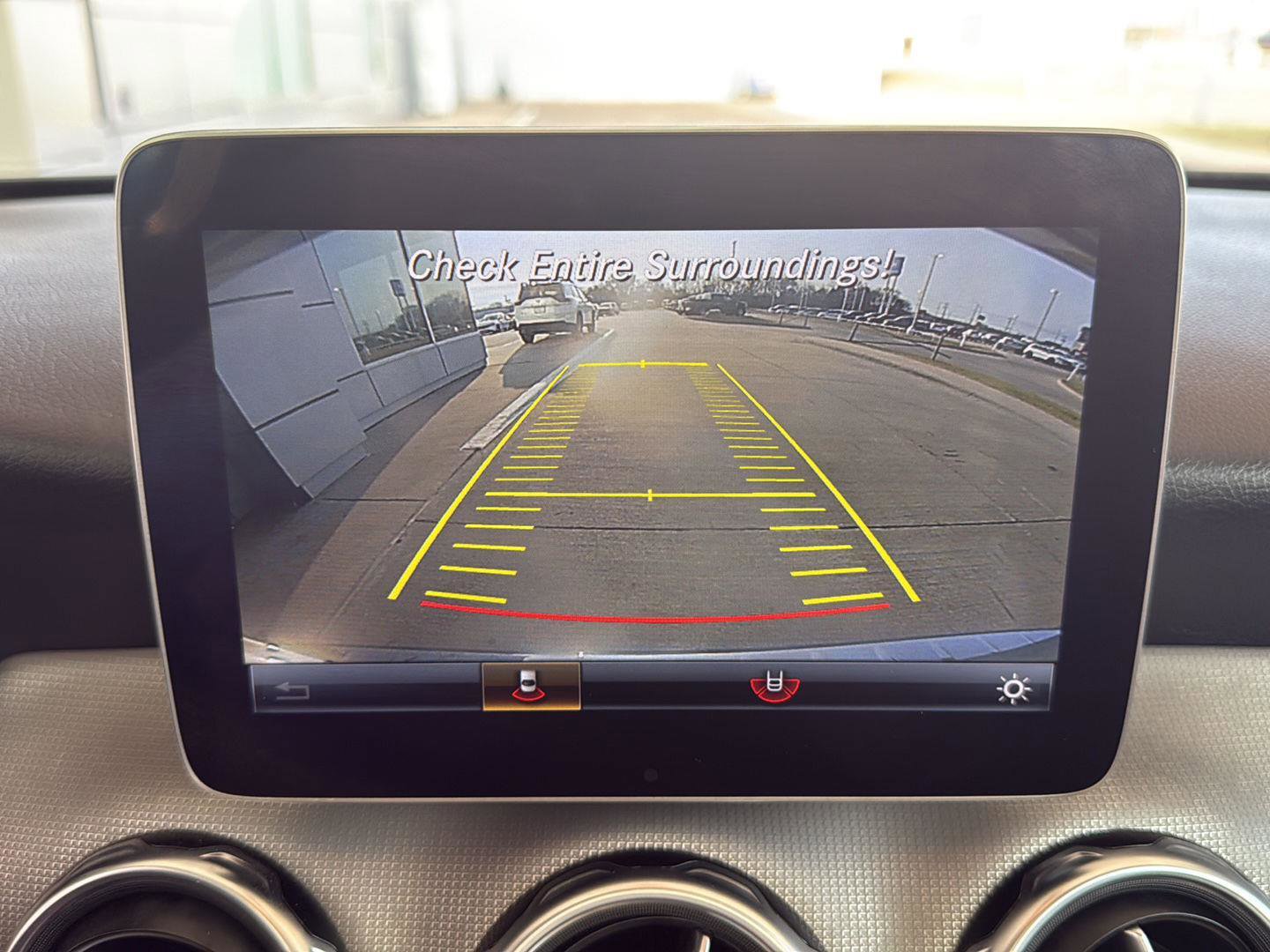 Used 2019 Mercedes-Benz GLA 250 4MATIC w/ Multimedia Package image 31