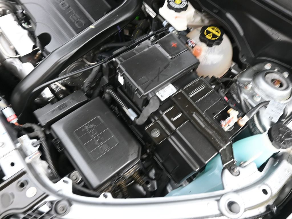 Used 2024 GMC Terrain SLE image 24