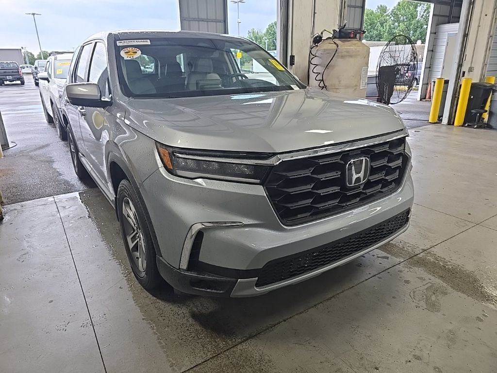 Used 2024 Honda Pilot EX-L image 1