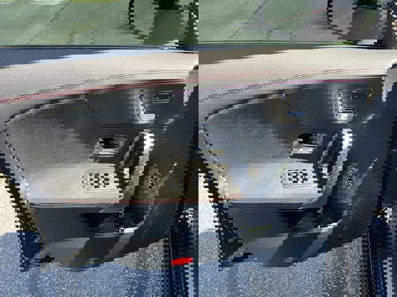 Used 2023 Mercedes-Benz CLA 35 AMG 4MATIC image 14