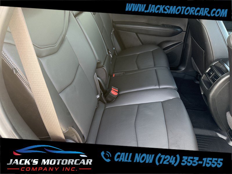 Used 2025 Cadillac XT5 Premium Luxury w/ LPO, Floor Liner Package AWD/4WD image 22