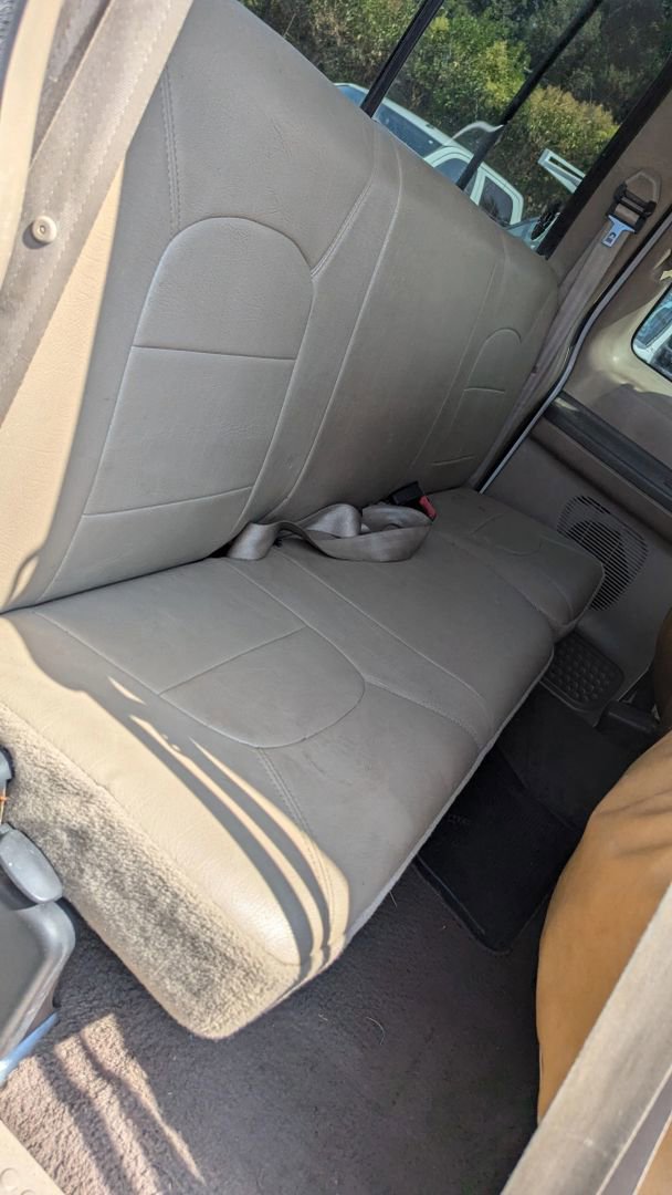 Used 2000 Ford F350 XL image 13