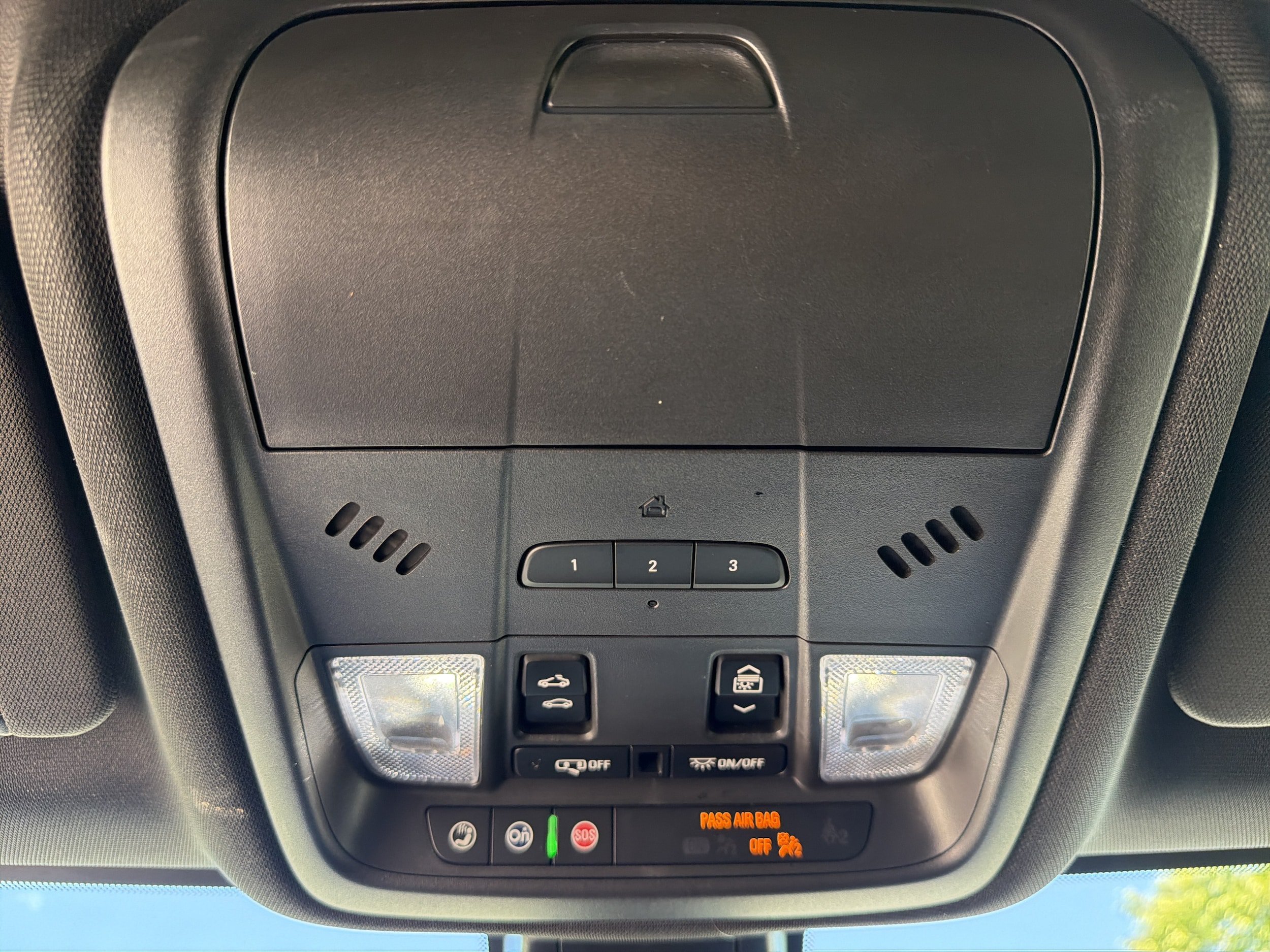 Used 2023 Chevrolet Blazer RS w/ Driver Confidence II Package FWD image 19