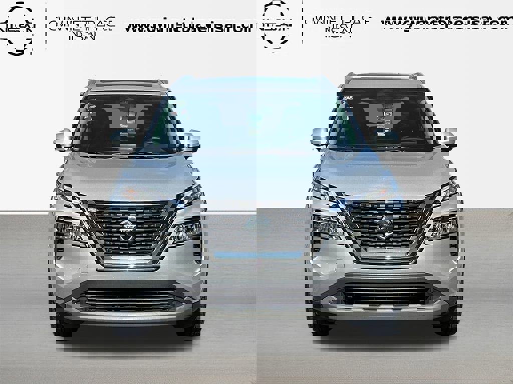 Used 2021 Nissan Rogue SV w/ Premium Package image 2