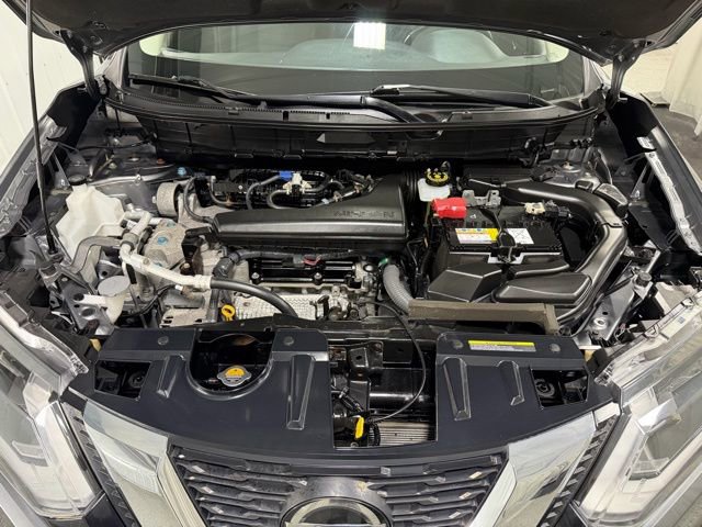 Used 2020 Nissan Rogue SV w/ Premium Package image 26