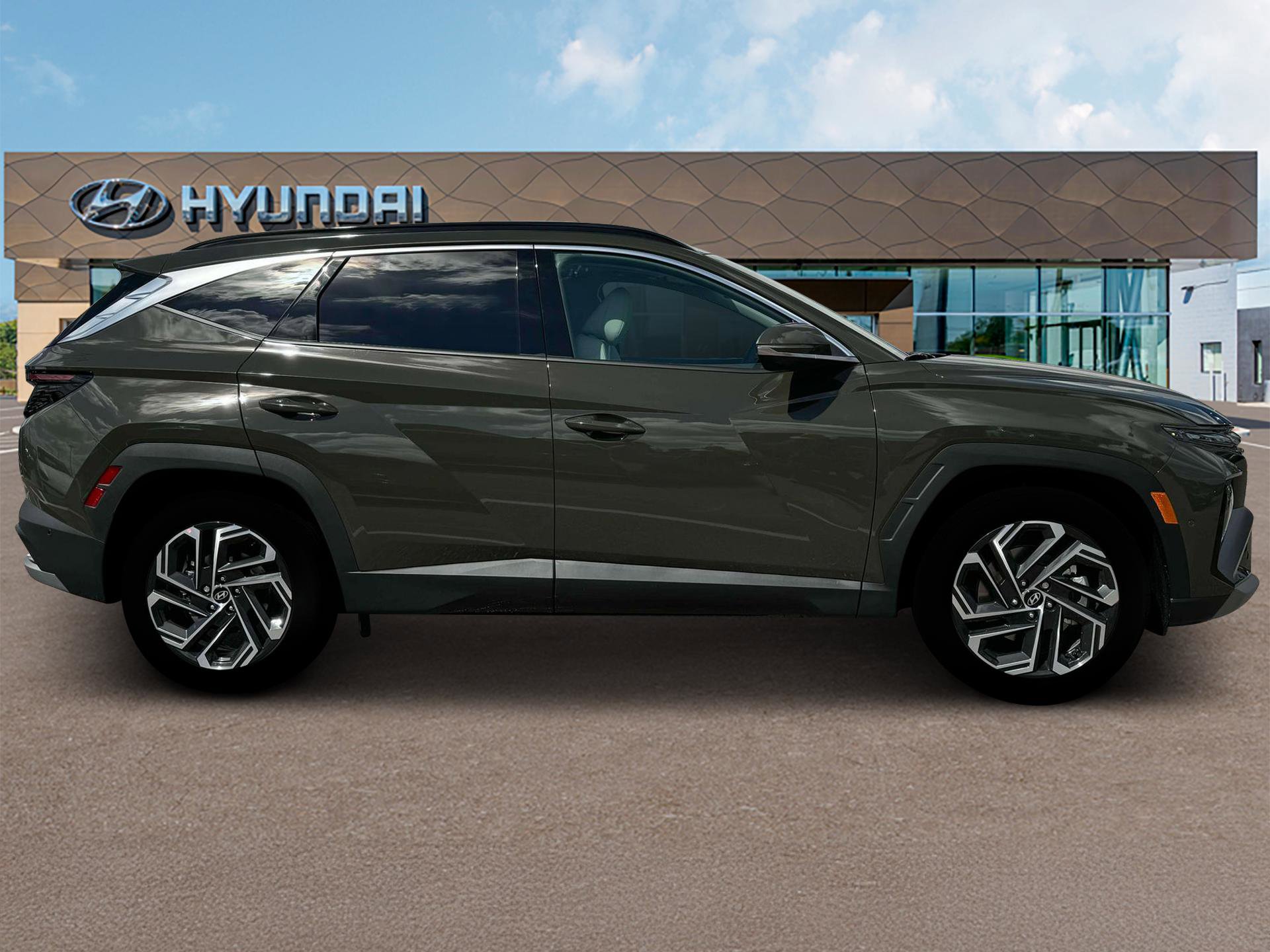 New 2025 Hyundai Tucson Limited image 9