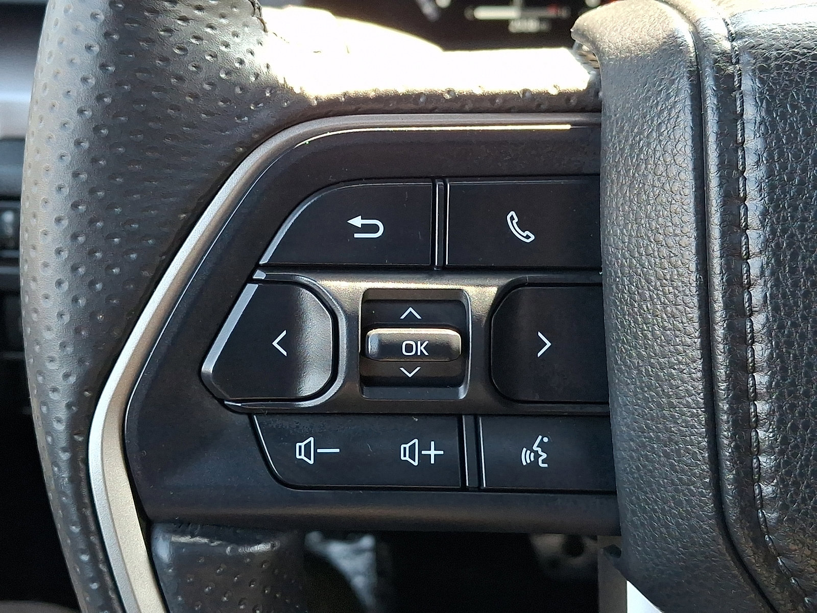 Certified 2025 Toyota 4Runner TRD Sport Premium w/ Tow Technology Package image 21