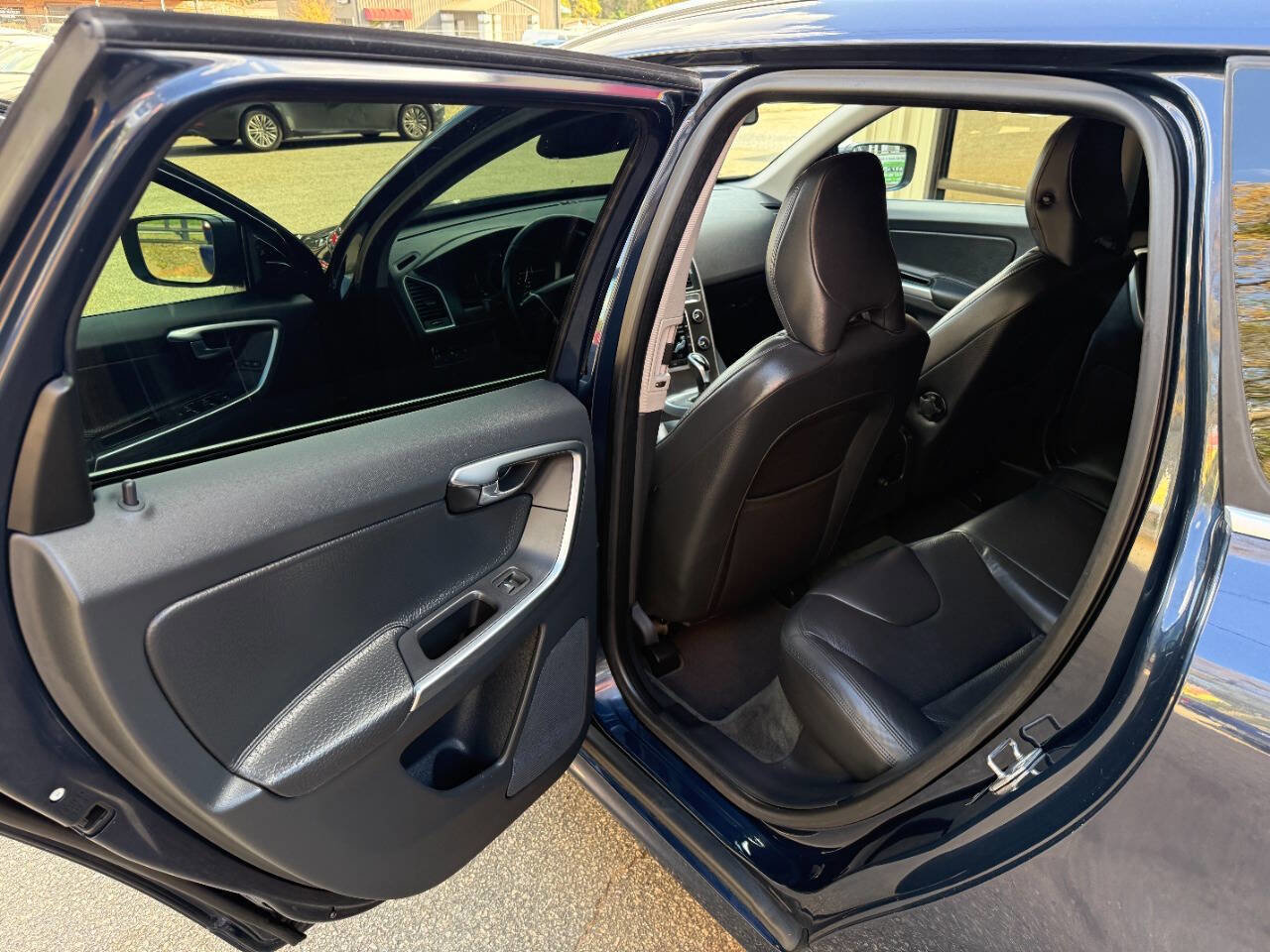 Used 2014 Volvo XC60 3.2 image 14