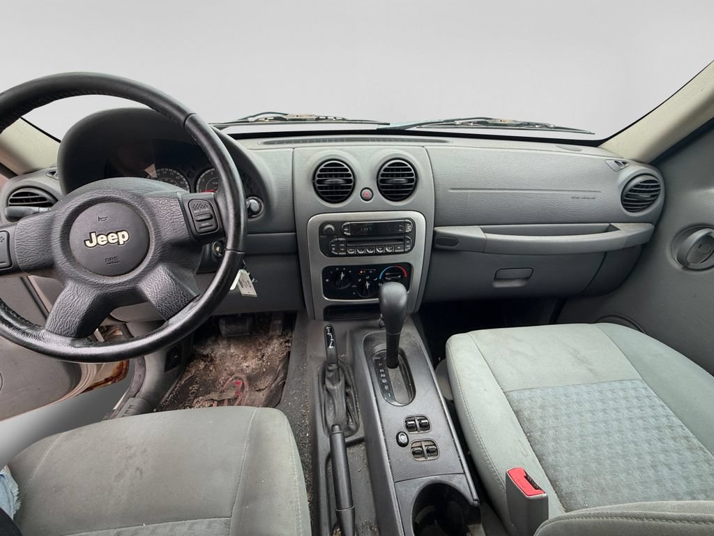 Used 2006 Jeep Liberty Sport AWD/4WD image 22
