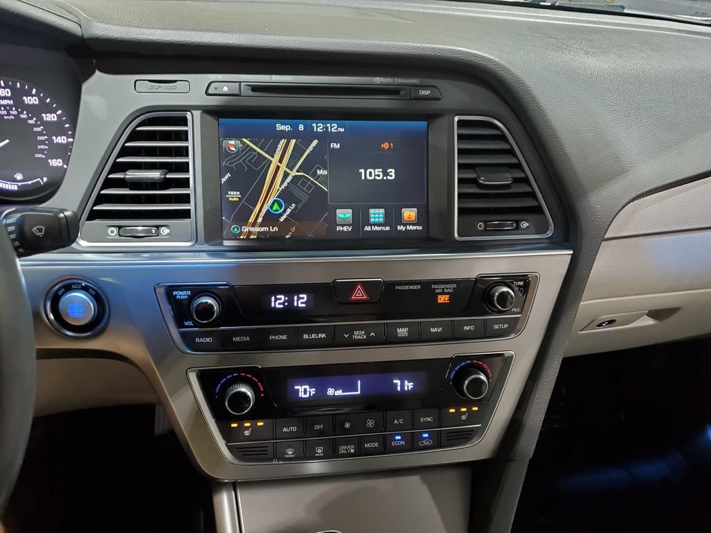 Used 2016 Hyundai Sonata Plug-In Hybrid FWD image 25