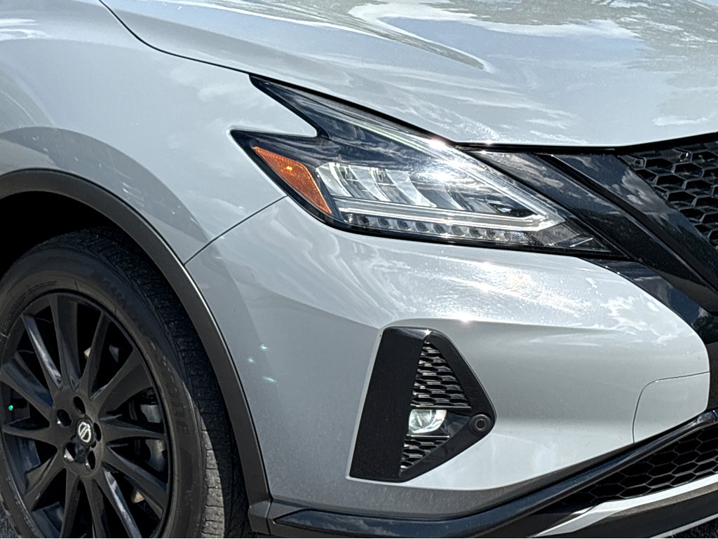Used 2022 Nissan Murano SV w/ SV Midnight Edition Package image 19
