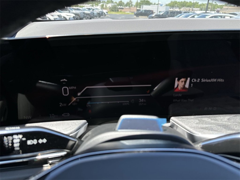 New 2025 Cadillac Escalade IQ Luxury 1 w/ Smart Trailering package image 15