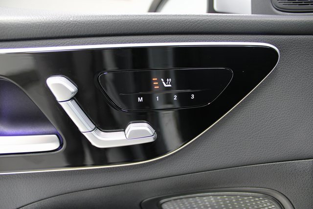 Used 2023 Mercedes-Benz C 300 Sedan image 19