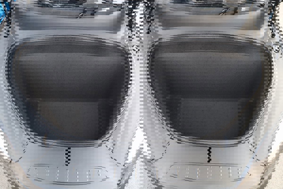 Used 2022 Tesla Model X image 25