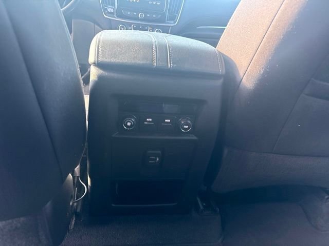 Used 2022 Chevrolet Traverse LT AWD/4WD image 28