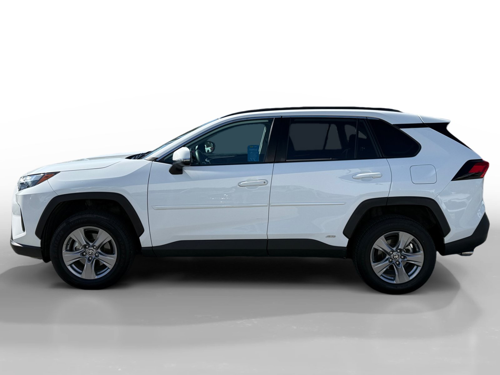 Used 2024 Toyota RAV4 LE AWD/4WD image 2