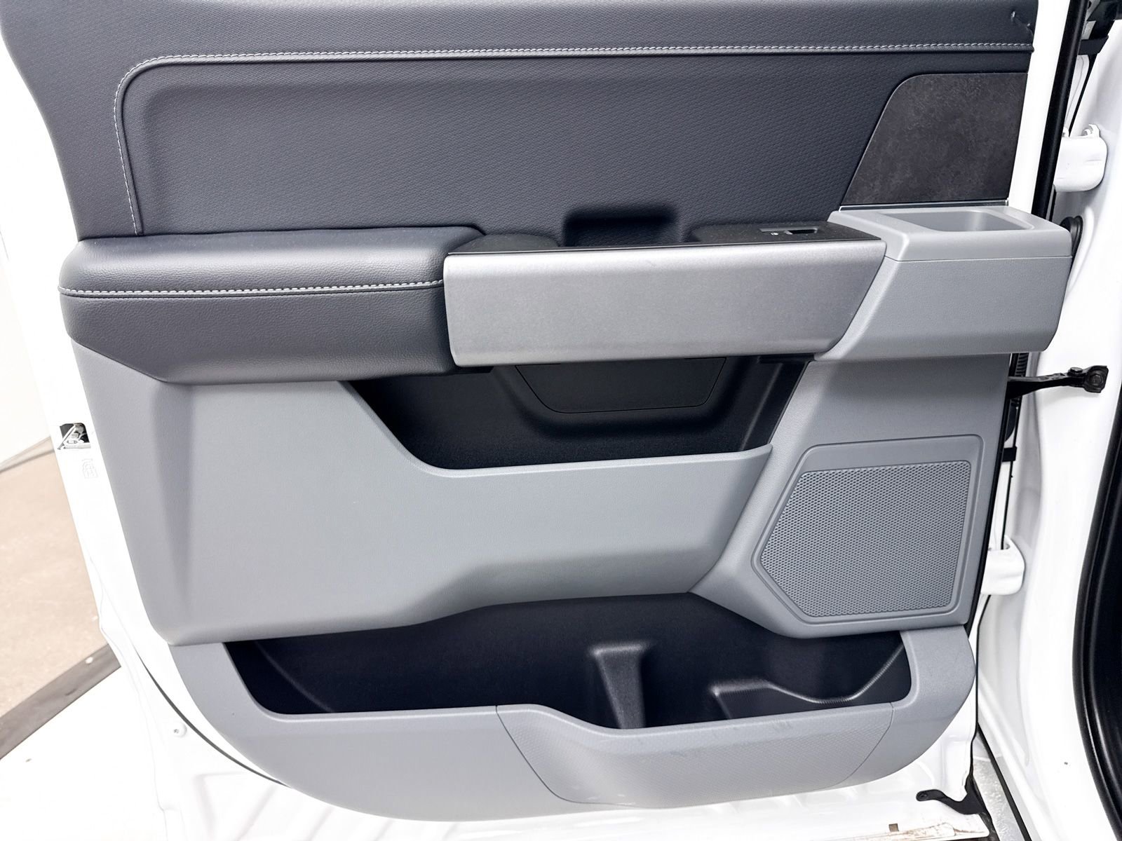 Used 2024 Ford F150 XLT w/ FX4 Off-Road Package image 30