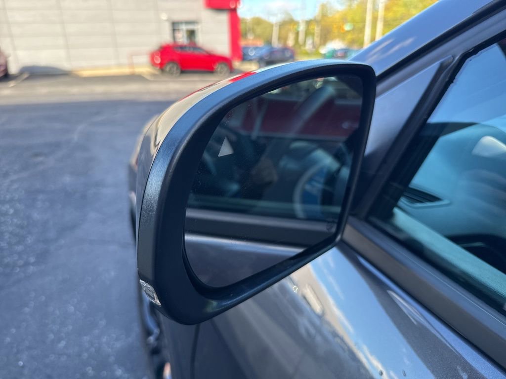 Used 2023 Jeep Cherokee Altitude Lux AWD/4WD image 10