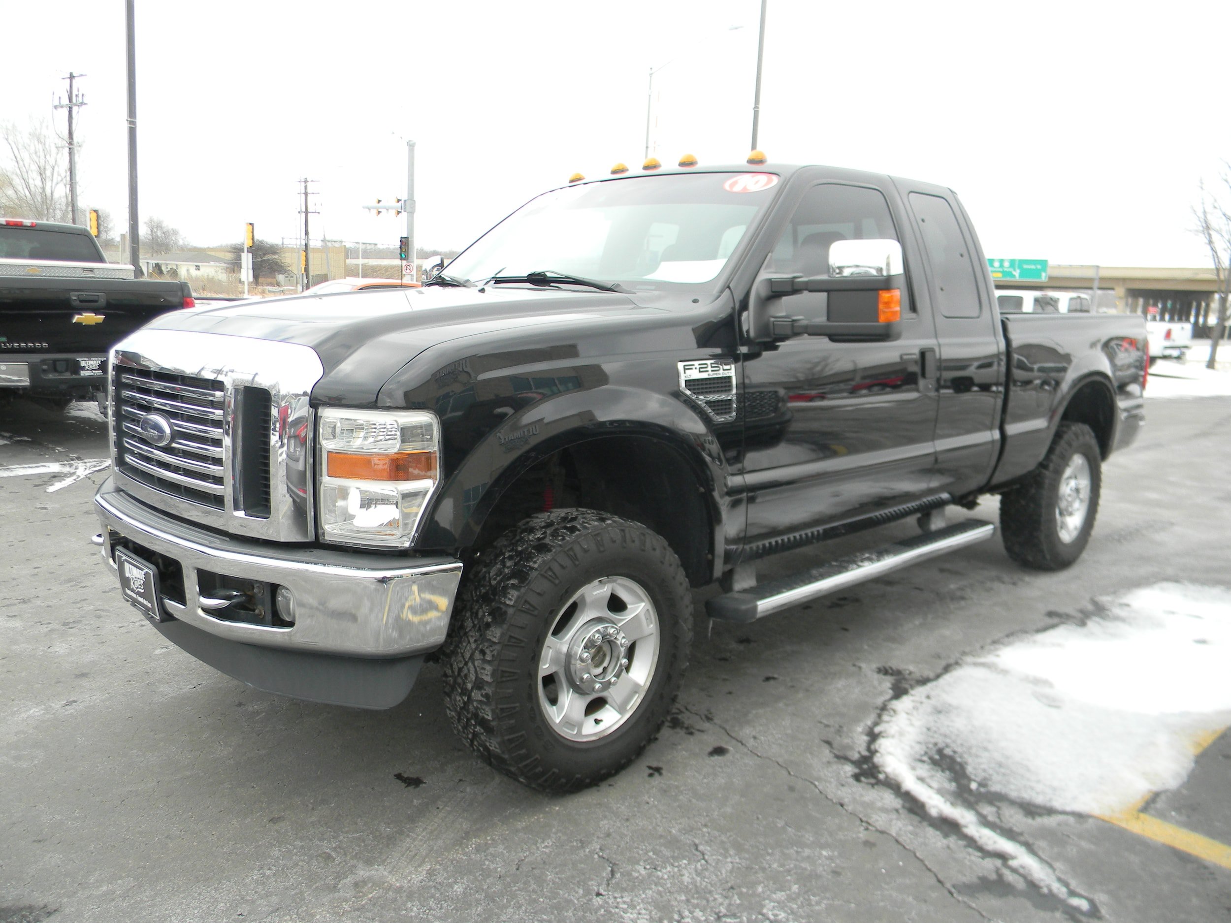 Used 2010 Ford F250 XLT AWD/4WD image 4
