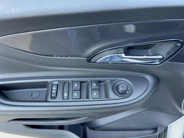 Used 2022 Buick Encore Preferred w/ Safety Package image 14