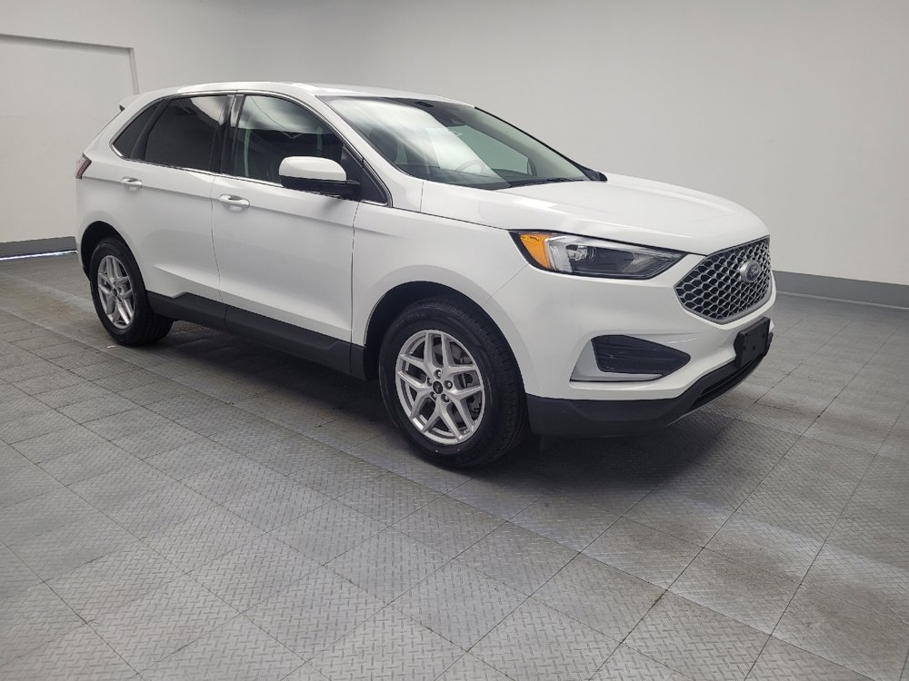 Used 2024 Ford Edge SEL image 13