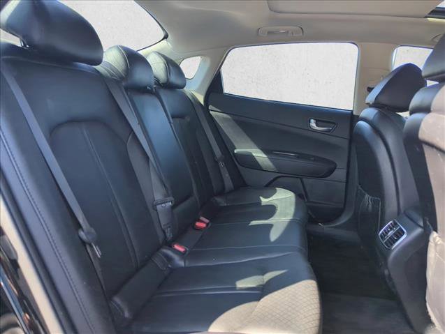 Used 2018 Kia Optima EX w/ Technology Package FWD image 24