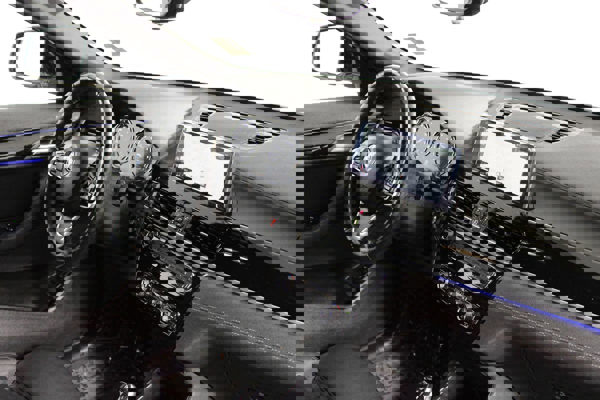 Used 2020 BMW X2 sDrive28i image 13