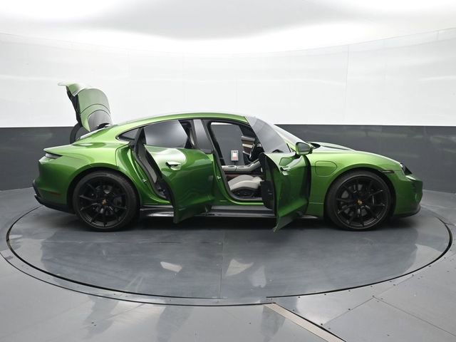 Certified 2022 Porsche Taycan GTS image 35