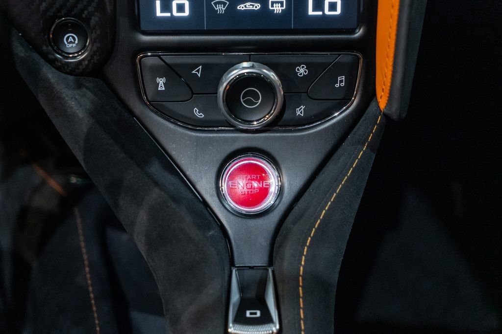 Used 2018 McLaren 720S RWD image 31