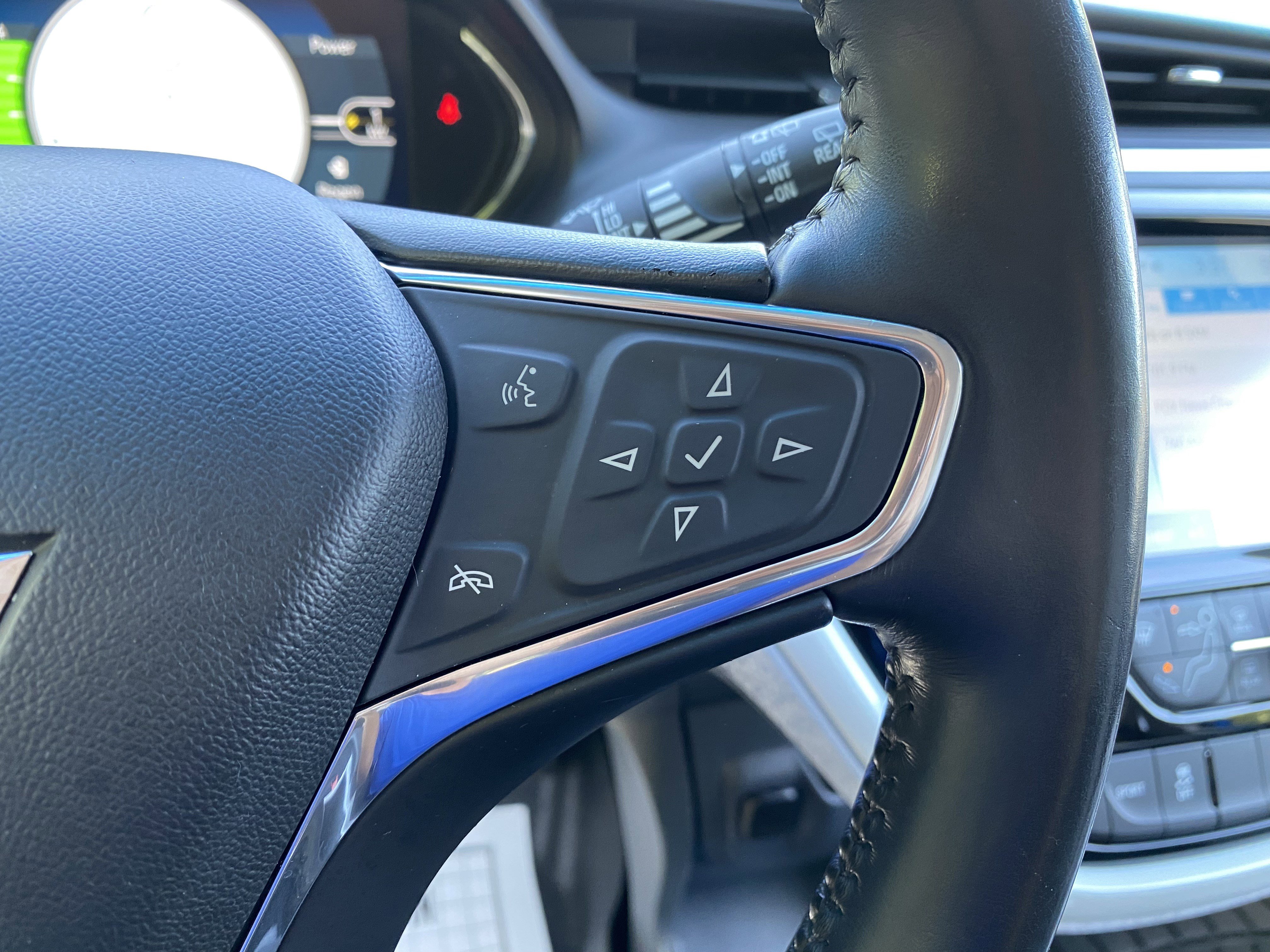 Used 2020 Chevrolet Bolt LT image 20