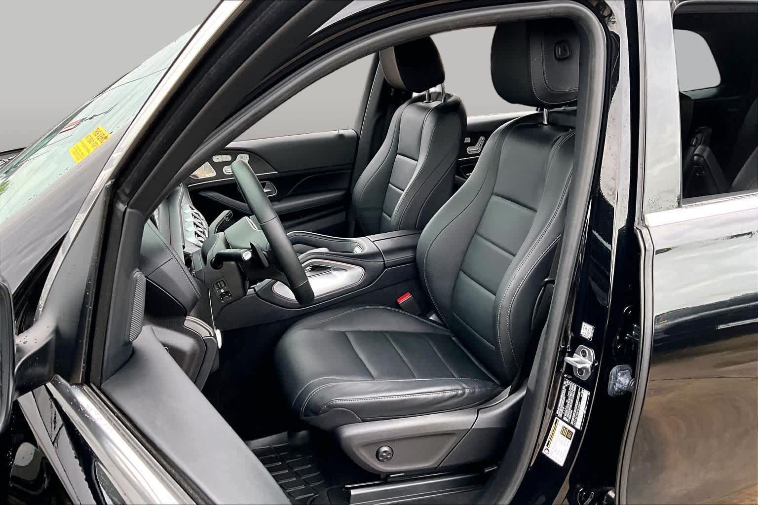 Used 2022 Mercedes-Benz GLS 450 4MATIC image 8
