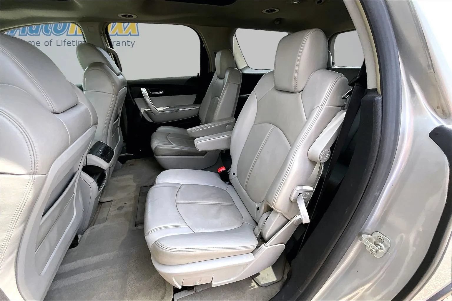 Used 2008 GMC Acadia SLT w/ Convenience Package FWD image 20