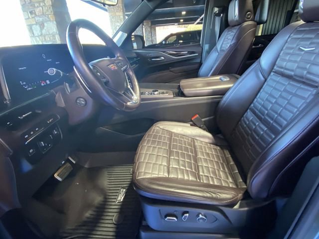 Used 2023 Cadillac Escalade V image 17