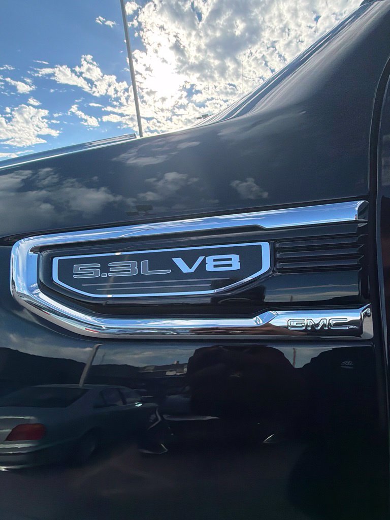 Used 2025 GMC Sierra 1500 SLT AWD/4WD image 7