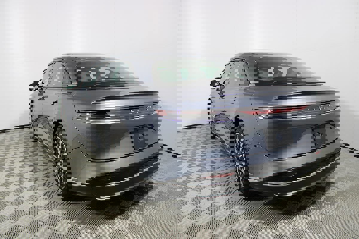 Used 2024 Lucid Air Touring image 39